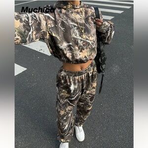 Camouflage Women's Sweatsuit